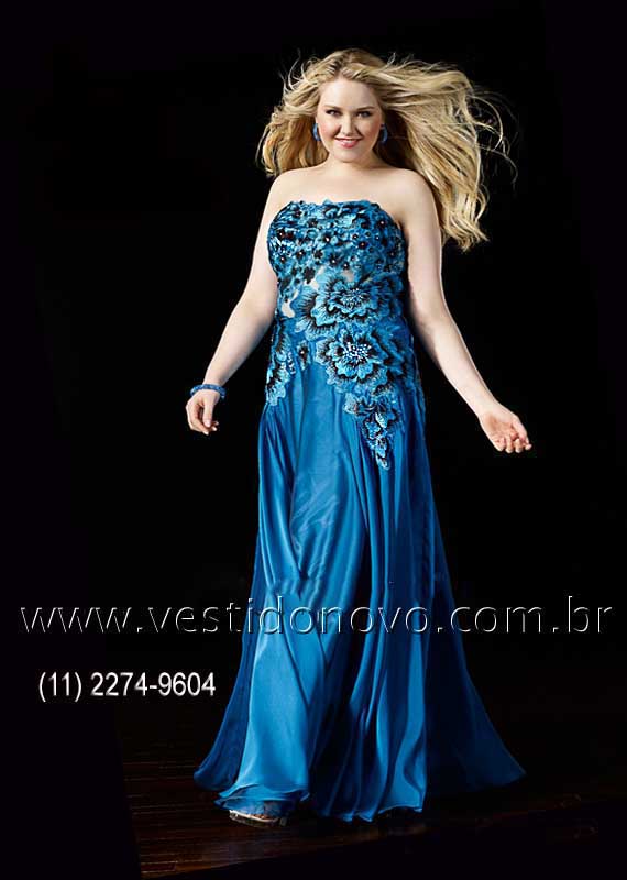 vestido floral plus size na cor azul com transparencia e renda tamanho grande mae do noivo, madrinha, aclimação São Paulo